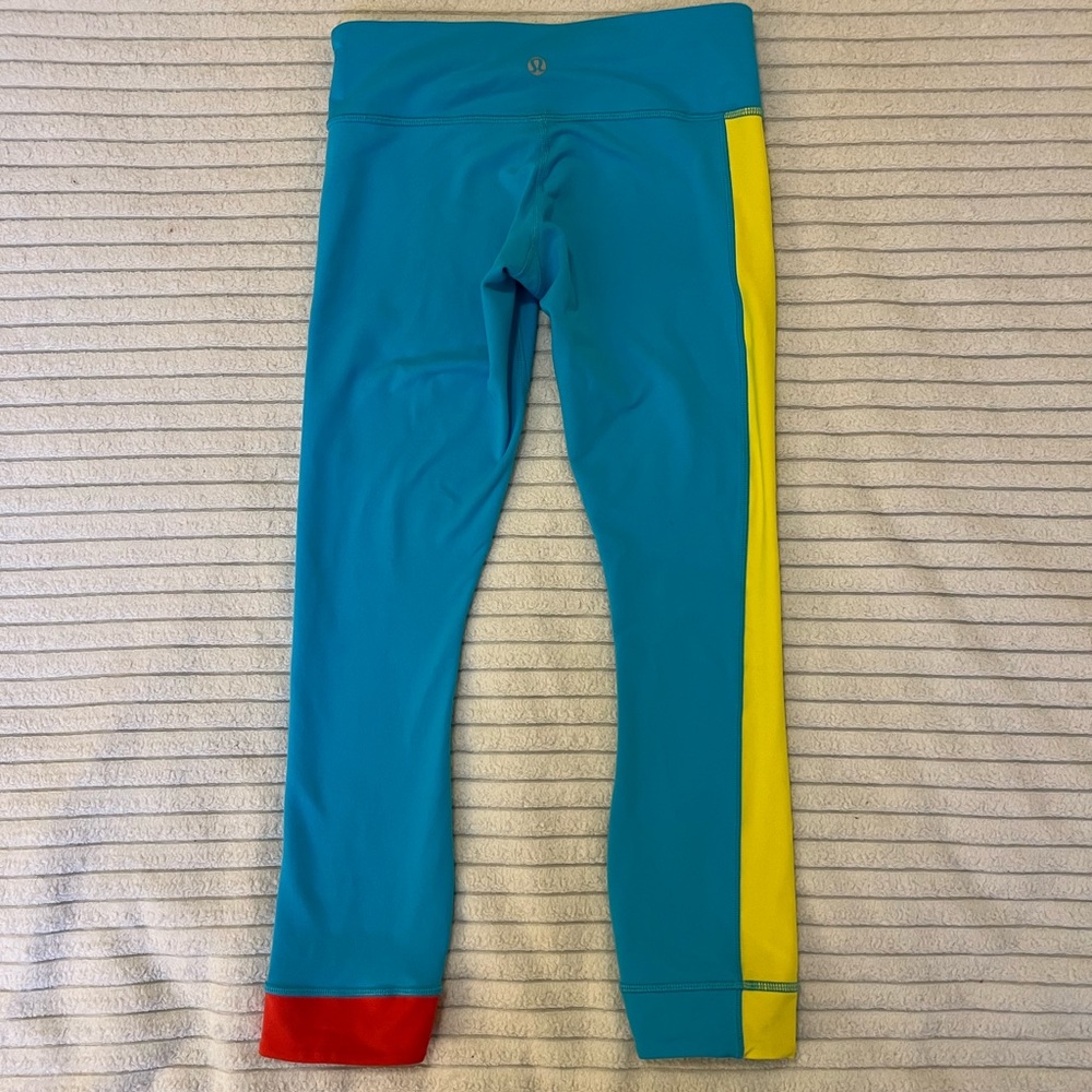 Lululemon Sz 4 Very Unique 28” Length
